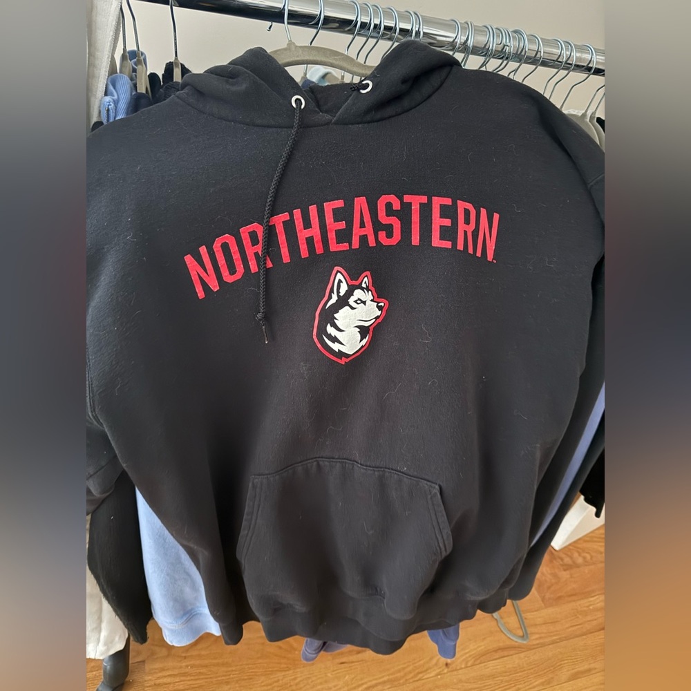 NORTHEASTERN UNIVERSITY Champion Black Hoodie with Red Graphic - XL NU